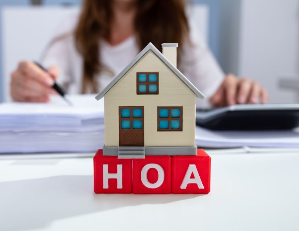 HOA image, Pros & Cons of living in Chandler AZ, Living in Phoenix real estate