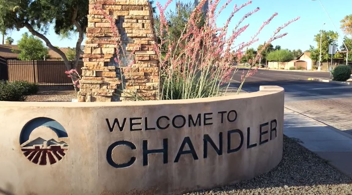 welcome to Chandler AZ sign, Pros & Cons of living in Chandler AZ, Living in Phoenix real estate