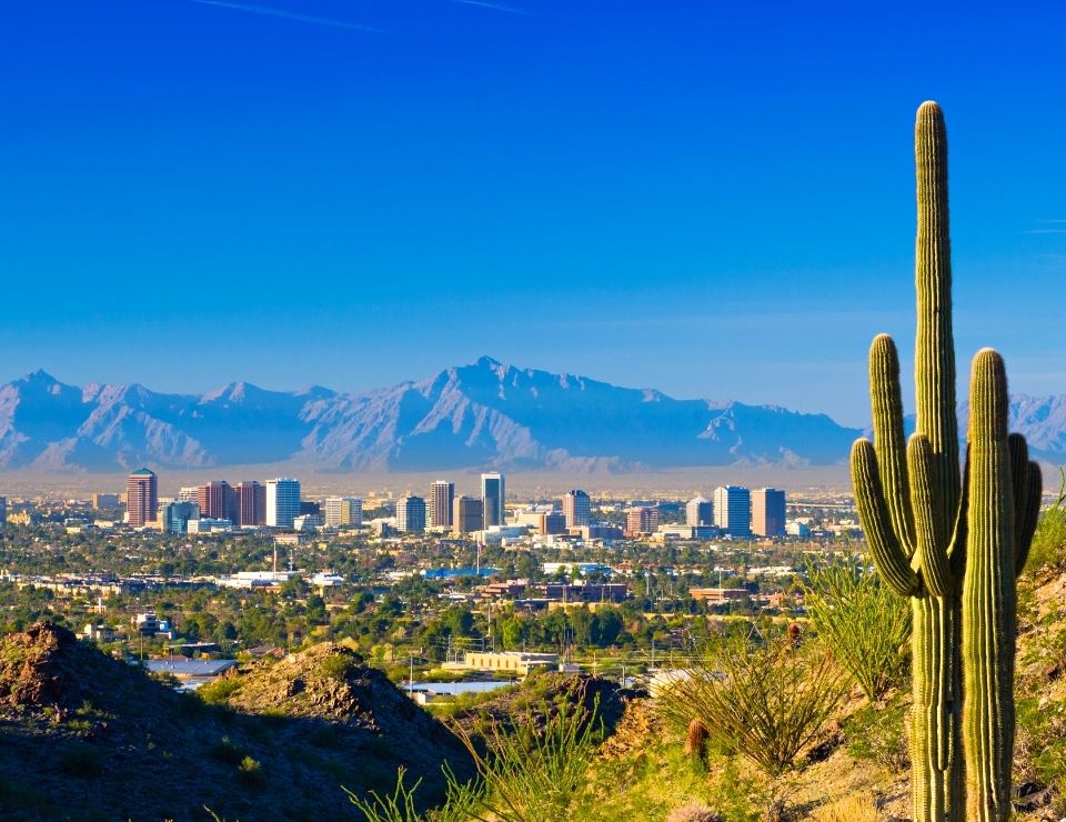 view of Phoenix AZ landscape, Living in Phoenix vs Texas