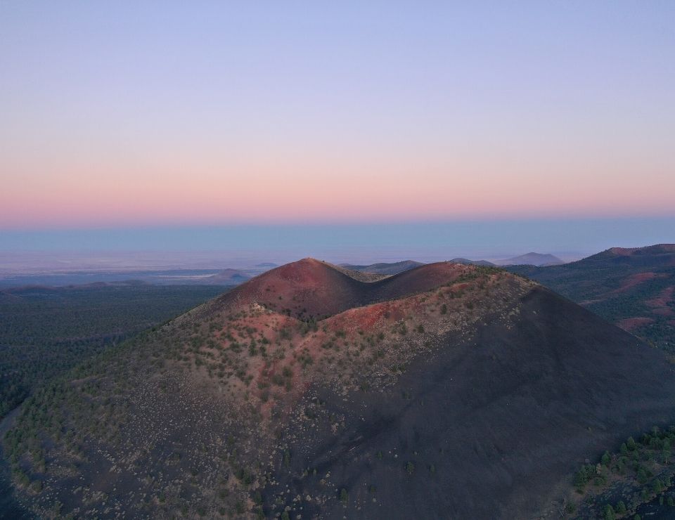 Sunrise over a Flagstaff mountain, Pros & Cons of Living in Flagstaff, Arizona (1)