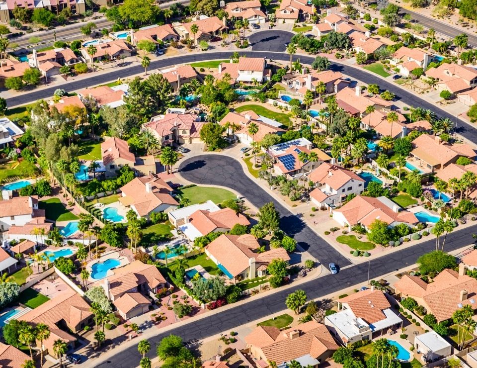 aerial photo of a Phoenix Arizona neighborhood, Should you rent or buy a home in Phoenix AZ (2)